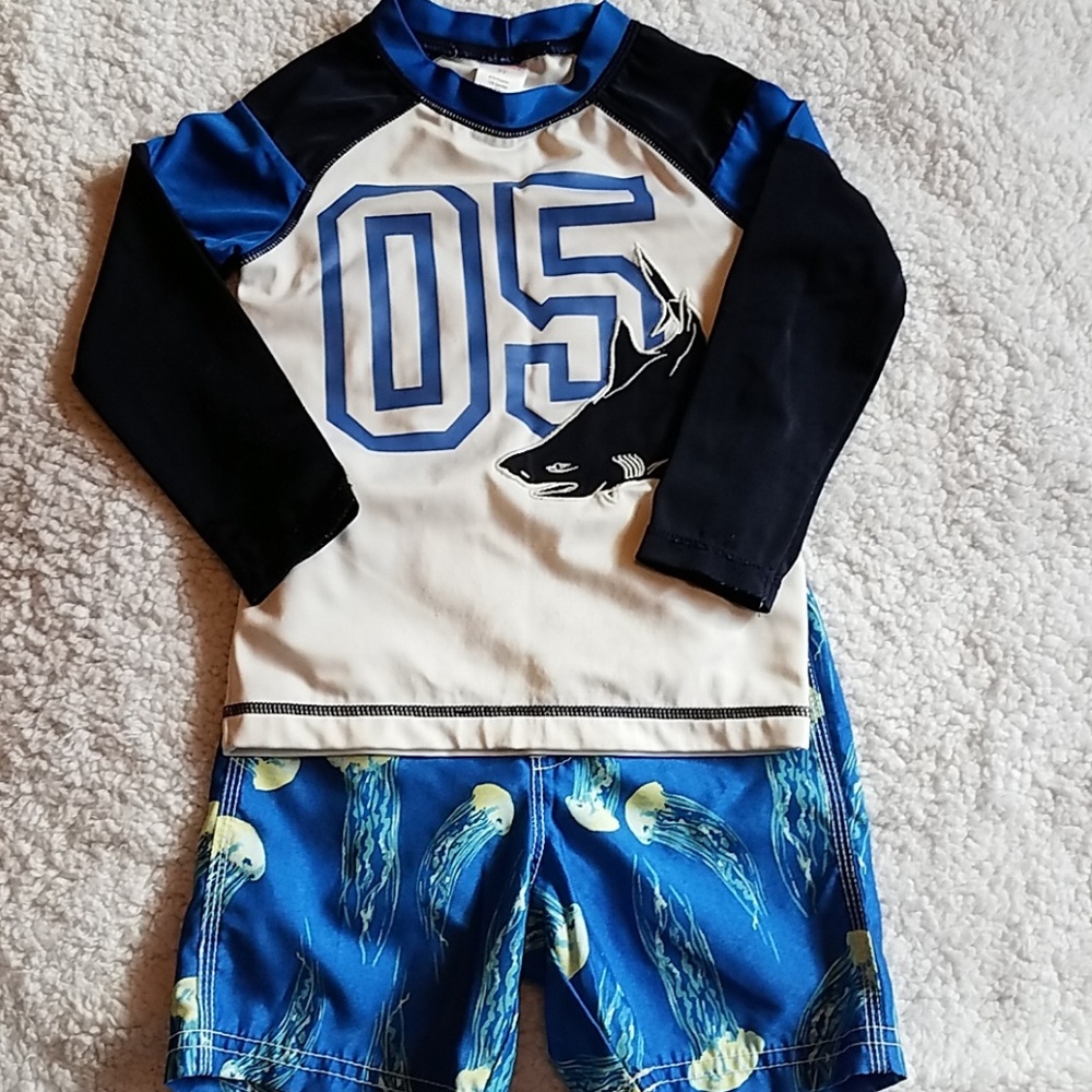 Boy Toddler Rashguard & Swim trunk  size 3T